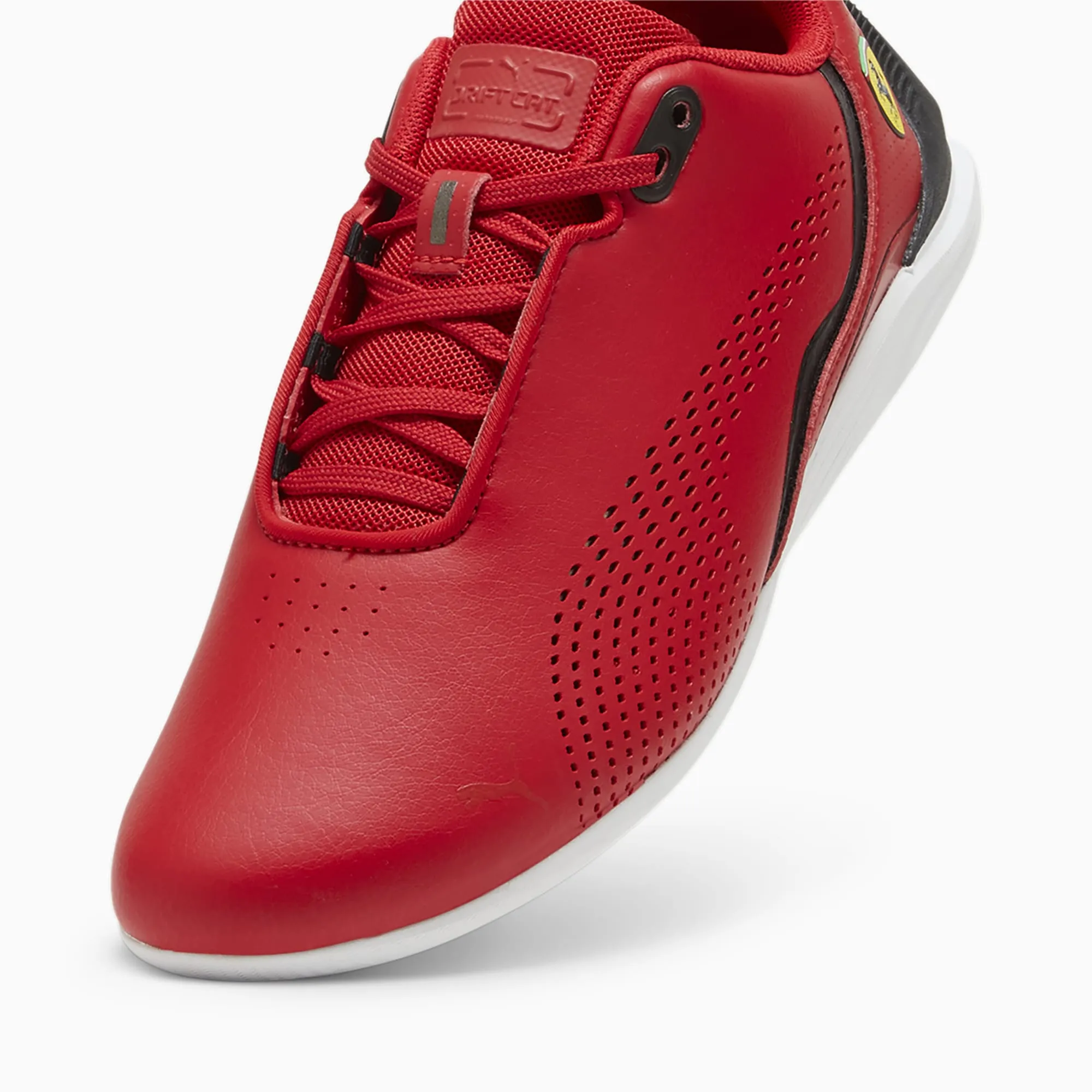 PUMA JUNIOR FERRARI CAT WHT/RED SHOE